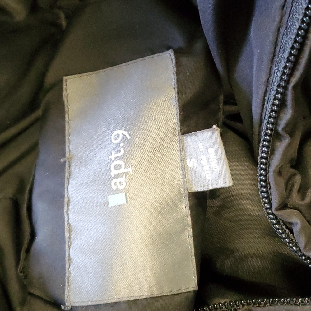 Jacket - Picture 3 of 4